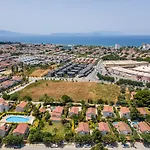 Stone Near Long Beach&kusadasi Shopping Mall Villa